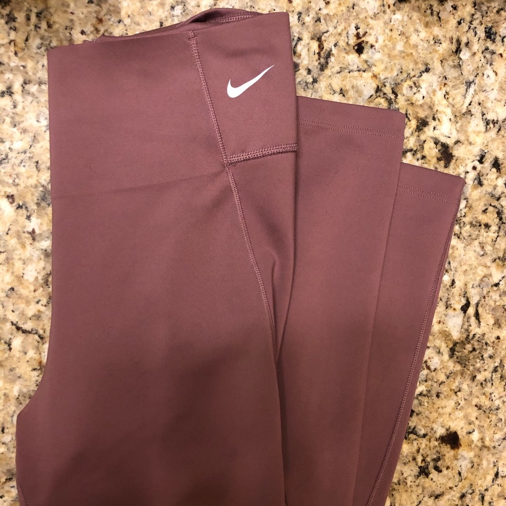 Nike leggings